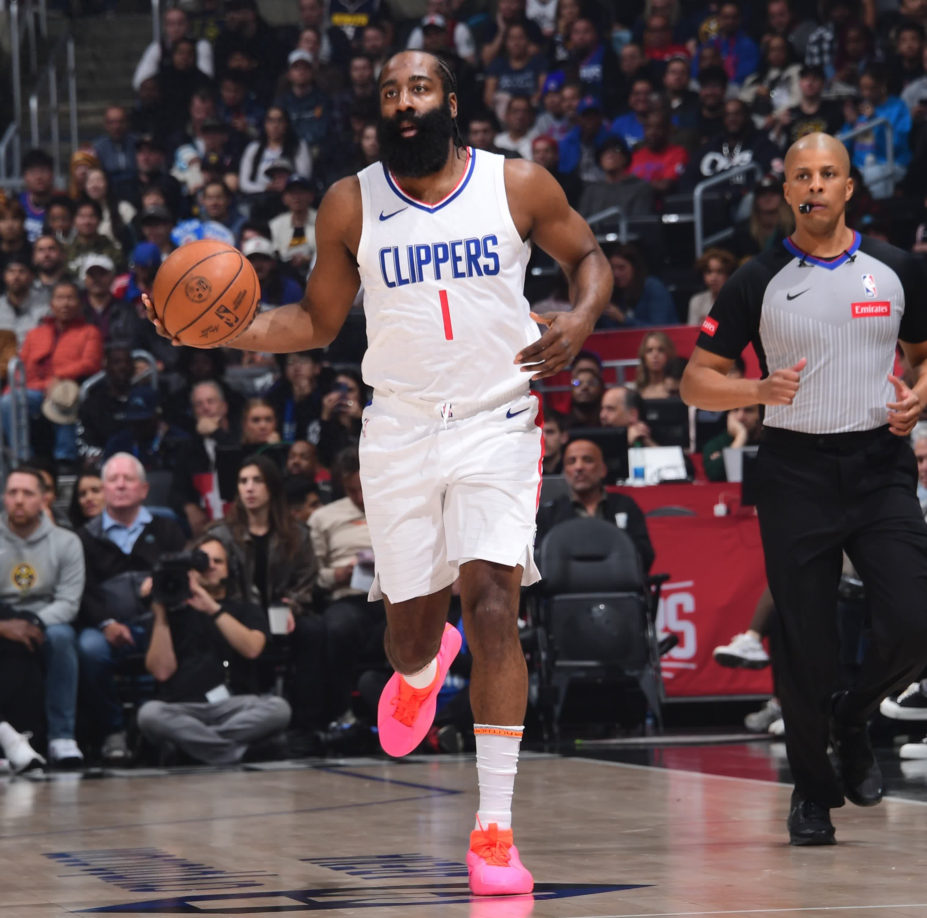 奇异果官网-球员挑战联赛得分纪录,追赶传奇球星怎么算