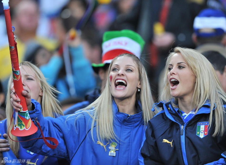 包含豪强：冠军杯热身赛如火如荼的词条