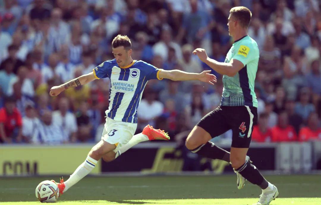 奇异果体育-皇家马德里逆袭曼城,成功杀入欧冠决赛的是谁